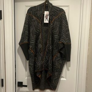 Max Sport long wrap style sweater